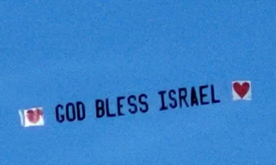 Texas Company Flies Pro-Israel Banners Over Universities