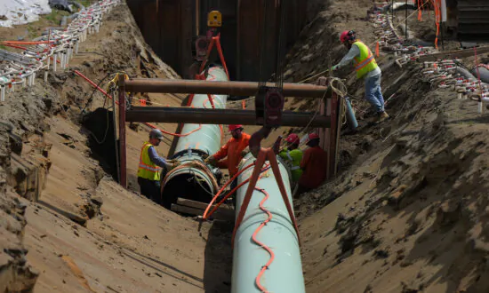 ‘Invisible Bottlenecks’: Study Calls for National Transportation Infrastructure Strategy to Lower Consumer Fuel Prices