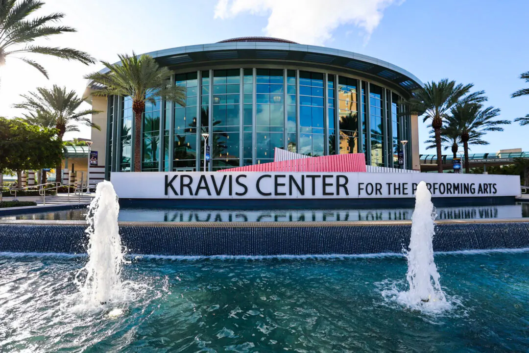 Kravis Center for the Performing Arts in West Palm Beach, Fla., on April 29, 2024. (Zhang Qiming/The Epoch Times)