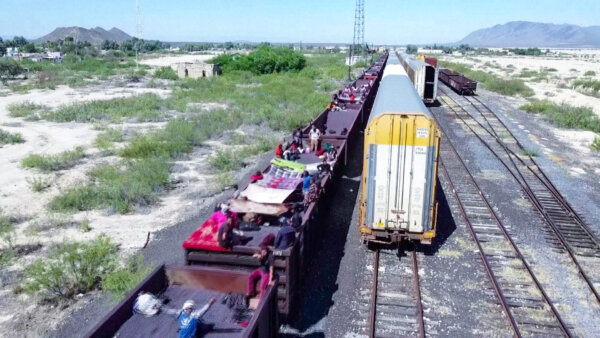 Border Patrol Braces for Illegal Immigrant Surge as Cargo Train Travels Through Mexico