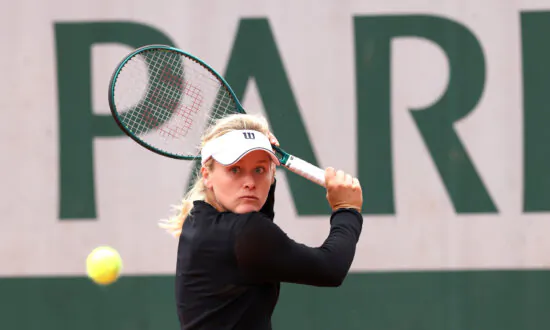 American Peyton Stearns Leads Unseeded Players Pulling Off Upsets on Long Day at French Open