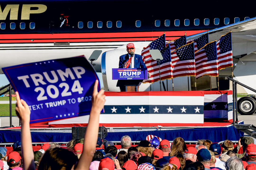 Trump Vows to Revive Auto Manufacturing at Michigan Rally | The Epoch Times