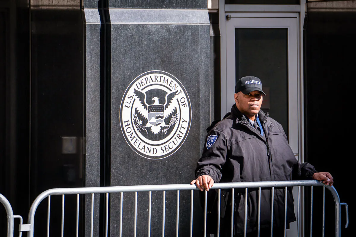 The U.S. Immigration and Customs Enforcement building in Washington on  March 25, 2024. (Madalina Vasiliu/The Epoch Times)