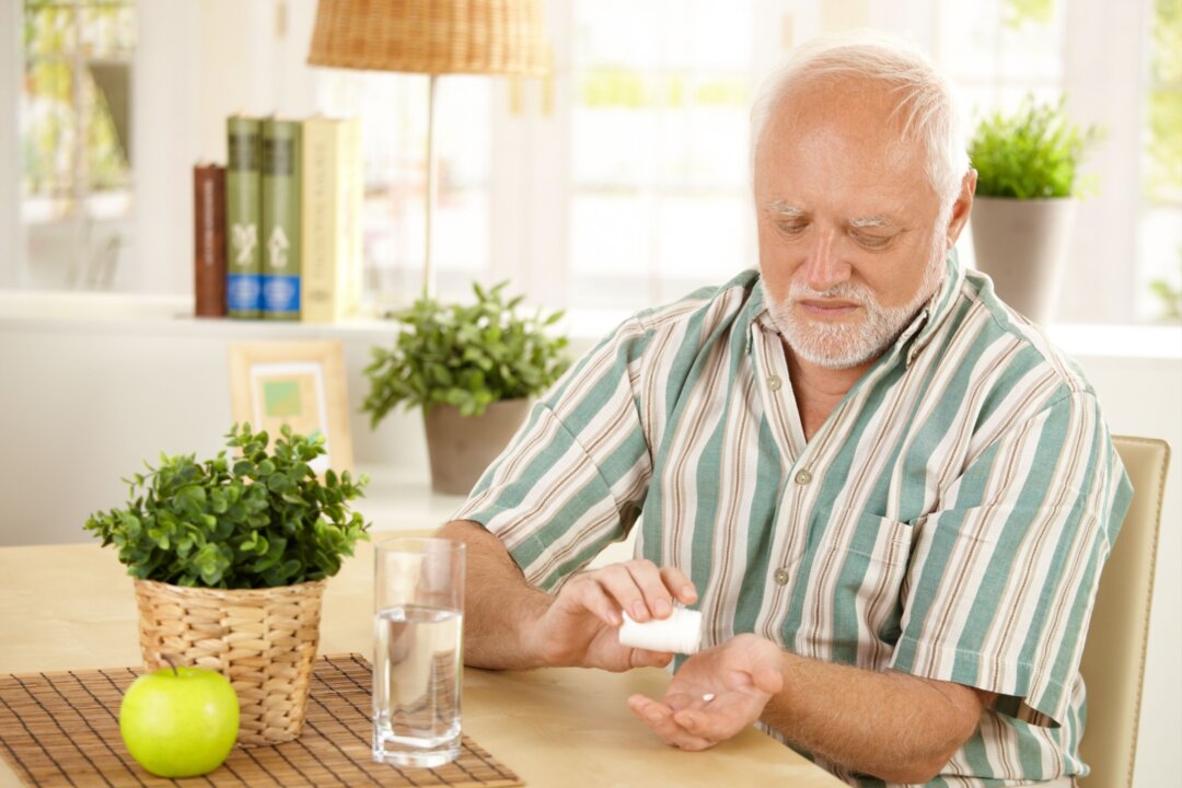 Aspirin Use Helps Immune System Fight Colorectal Cancer: Study
