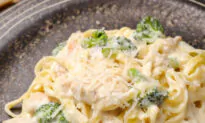 Chicken Fettuccini Alfredo
