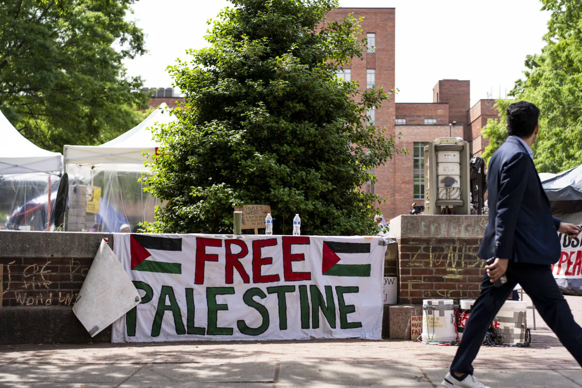 Encampment of students protesting at George Washington University in Washington on May 3, 2024. (Madalina Vasiliu/The Epoch Times)