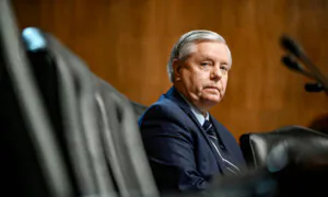 World Leaders Pay Tribute to Sen. Lindsey Graham; Trump to Meet With Zelenskyy, Netanyahu