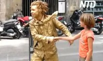 Living Statue Street Performer