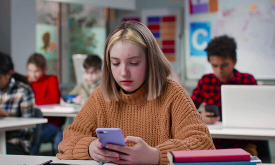 This Is What Happened After Several Schools Banned Cellphones