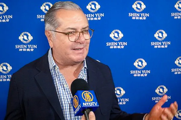 Guillermo Ortega Ruiz at the Shen Yun Performing Arts performance at Auditorio Nacional on May 5, 2024. (NTD)