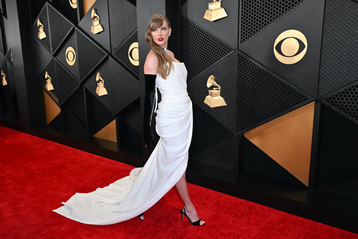 U.S. singer-songwriter Taylor Swift arrives for the 66th Annual Grammy Awards at the Crypto.com Arena in Los Angeles, Calif., on Feb. 4, 2024. (Robyn Beck/AFP/Getty Images)