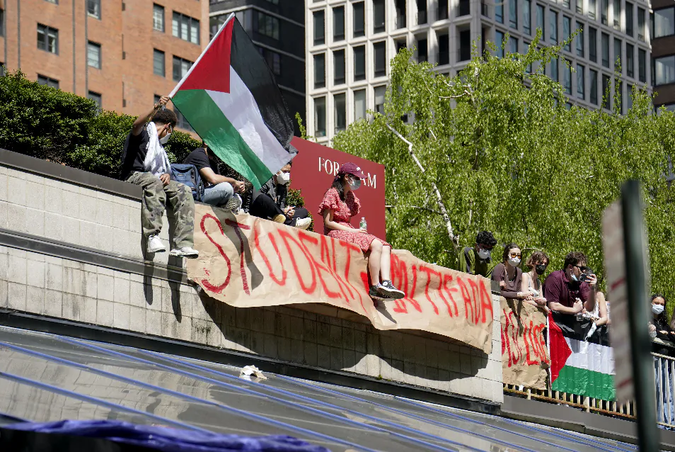 Protesters at Fordham University in New York, May 1, 2024. (Enrico Trigoso/The Epoch Times)