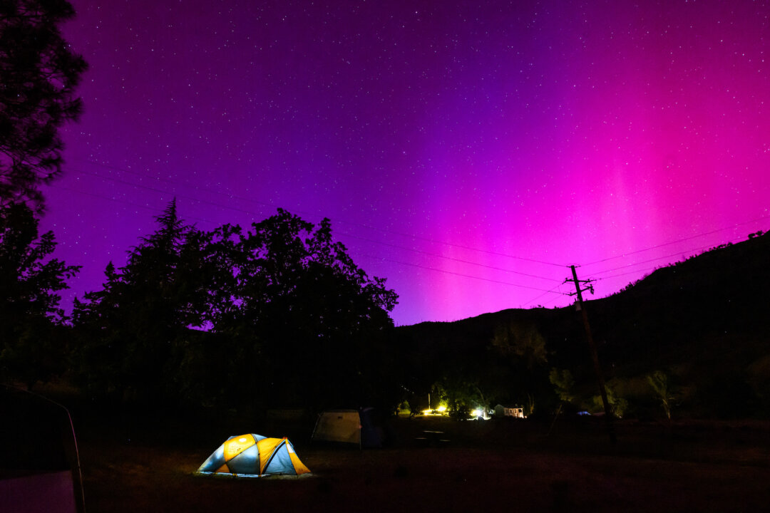 Northern Lights in Southern California? A Rare Sight Indeed