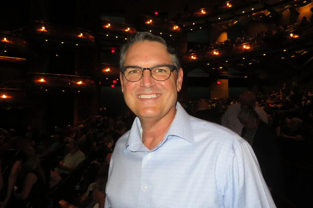 Cord Byrd enjoyed Shen Yun at the Dr. Phillips Center for the Performing Arts on May 11, 2024. (Kailing Jia/The Epoch Times)