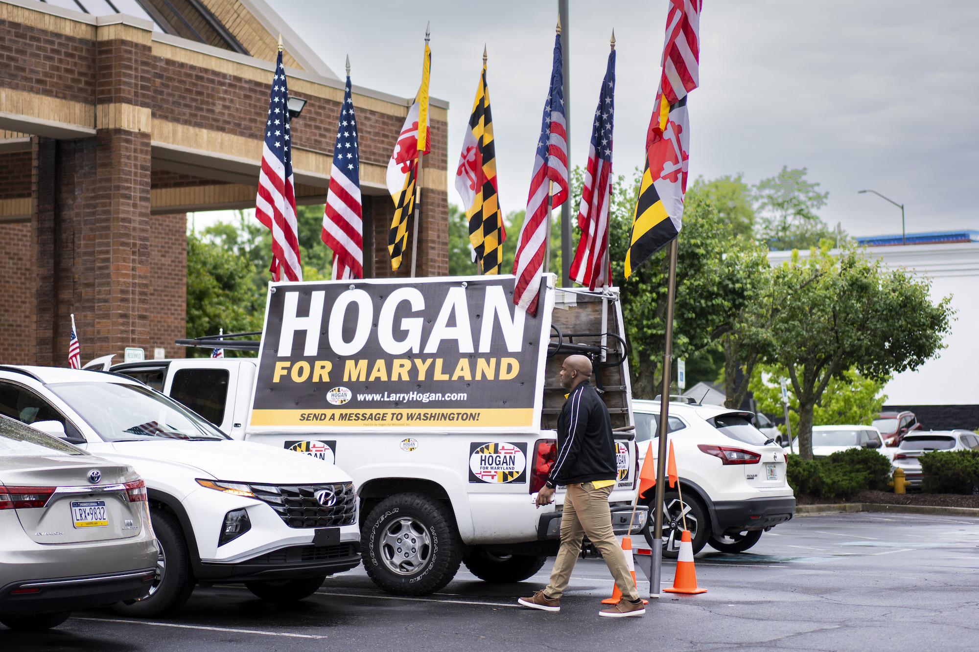 Larry Hogan, Jim Justice Win Key GOP Senate Primary Contests