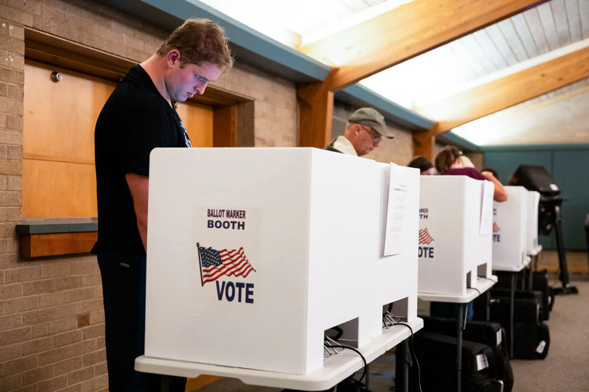 Voters fill out their ballots on Election Day in Columbus, Ohio, on Nov. 7, 2023. (Megan Jelinger/AFP via Getty Images)