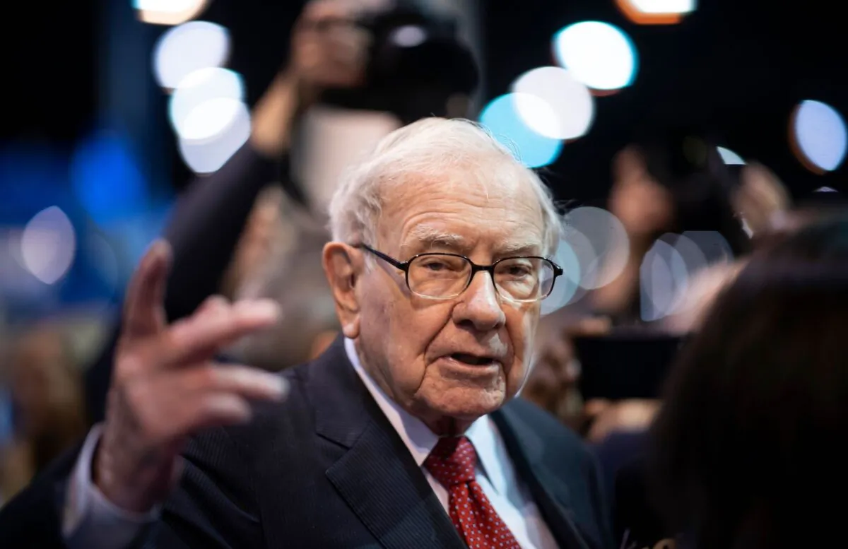 Warren Buffett, CEO of Berkshire Hathaway, speaks to the press as he arrives at the 2019 annual shareholders meeting in Omaha, Neb., on May 4, 2019. (Johannes Eisele/AFP via Getty Images)