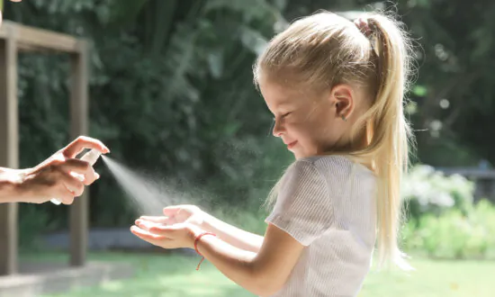 This Natural and Safe Solution Can Effectively Kill Viruses and Germs