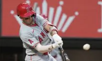 Angels Beat Rangers 9–3 to Give Ron Washington Win in His 1st Game as Visiting Manager in Texas