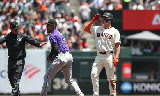 Giants Crush Rockies Behind 6 RBIs From Luis Matos 14–4