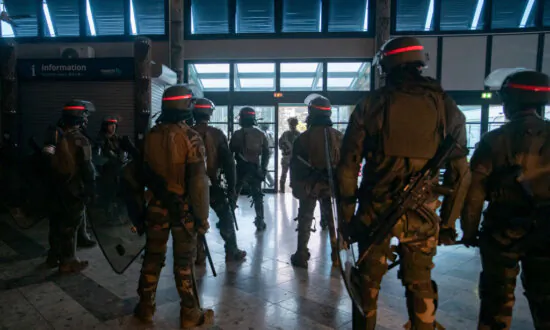 New Rules in Place as French Officials Aim to Curb Violence in New Caledonia
