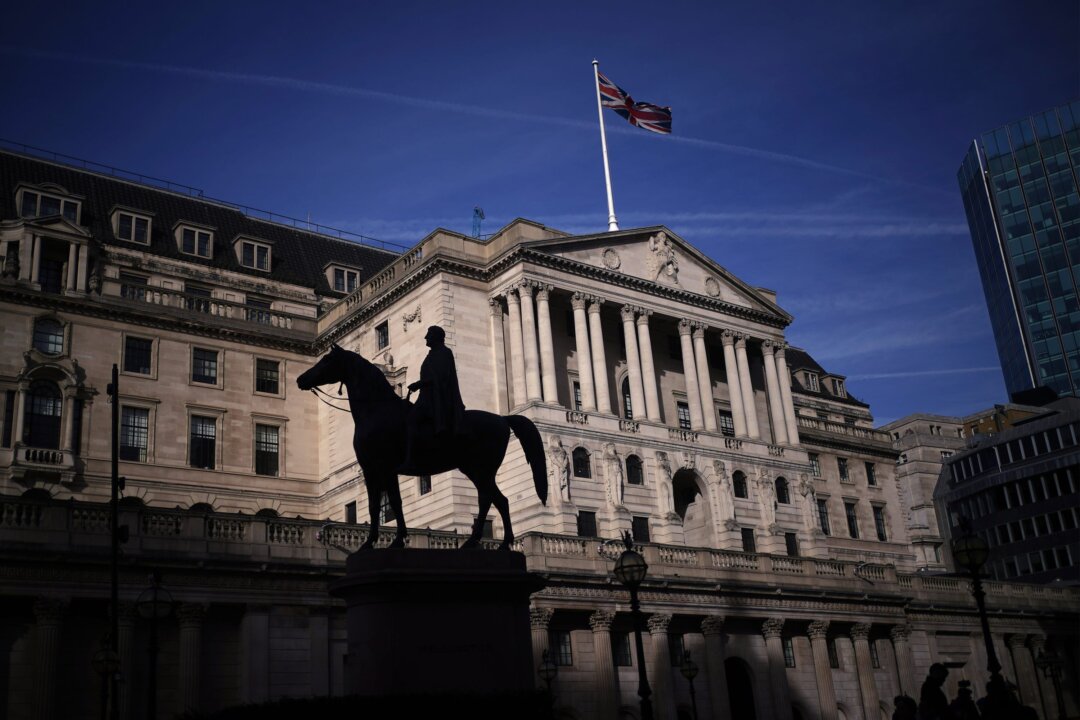 Tory MPs Demand Review of Bank of England Independence