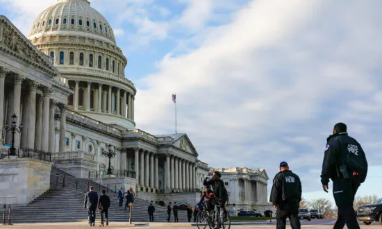 DC Judge Sides With Pastor, Declares US Capitol’s Eastern Steps a Free Speech Zone