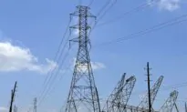 Power Restored to Most Hit by Deadly Houston Storm With Full Service Expected by Wednesday