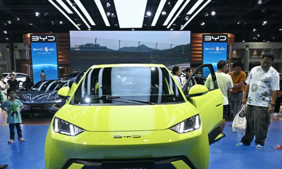 Senate Committee Advances Bill to Codify Ban on Chinese Smart Vehicles