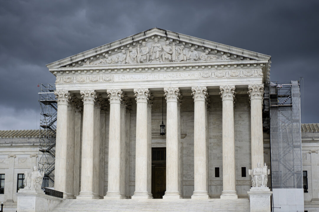 Supreme Court Rules Unanimously on 1st Amendment Rights