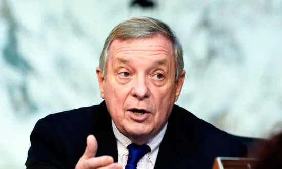 Sens. Durbin and Murphy Speak on Gun Control