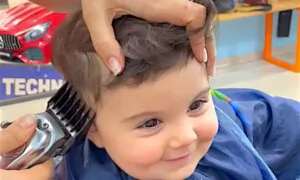 Adorable Baby Can’t Stop Smiling During Haircut