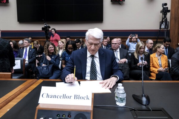 Epoch Times Photo