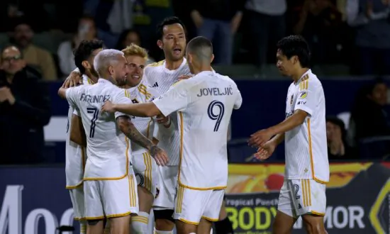 Riqui Puig Pushes Galaxy Past Dynamo 2–1
