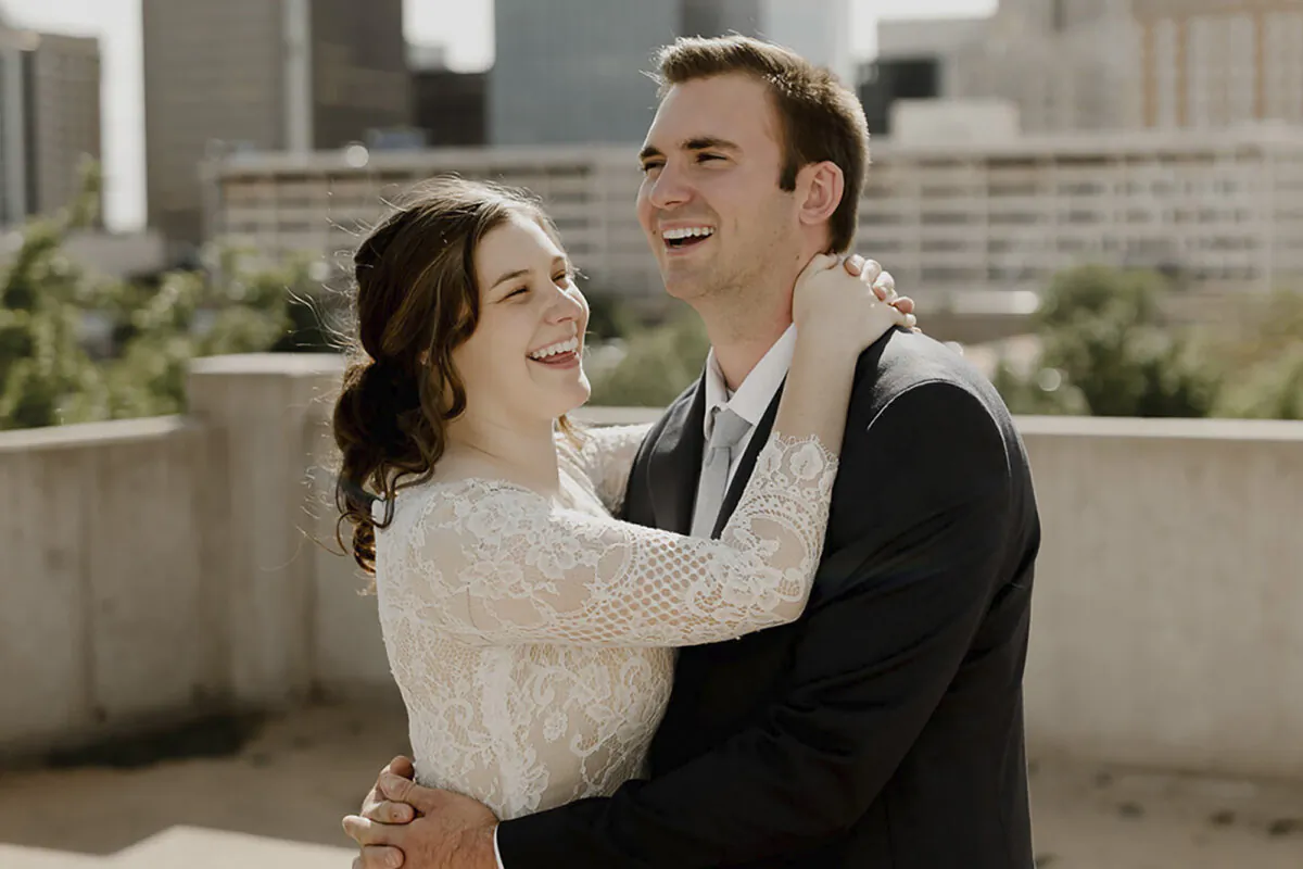 Davy (R) and Natalie Lloyd. (Brad Searcy Photography via AP)