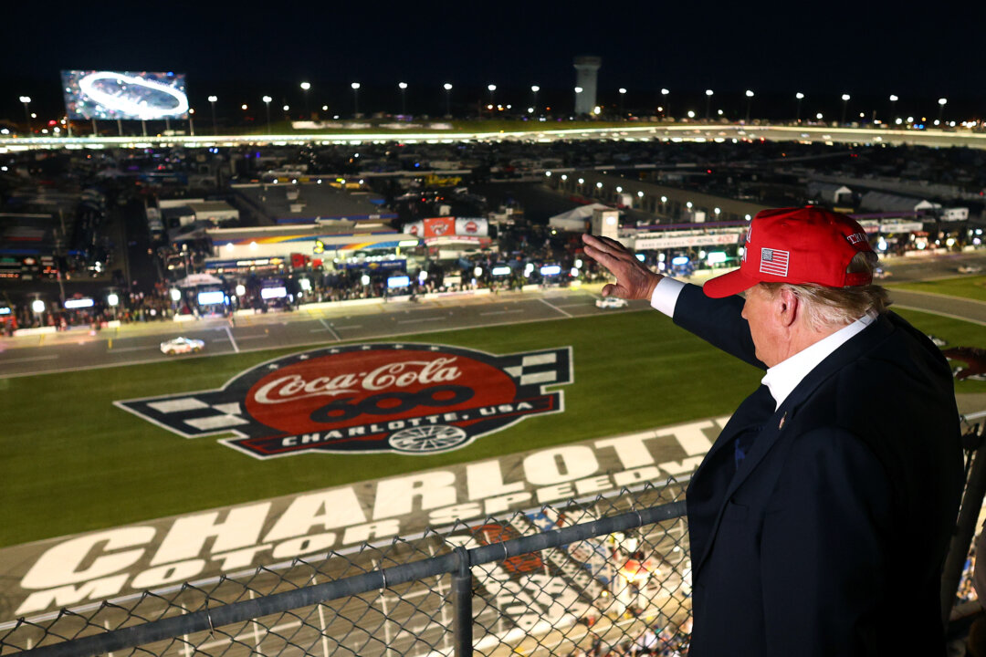 Trump Attends NASCAR Coca-Cola 600 at Charlotte Motor Speedway - Vimarsana News