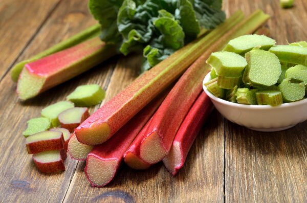 Rhubarb: Liver, Kidney, and Heart Protection, Cancer Prevention, and Weight Loss