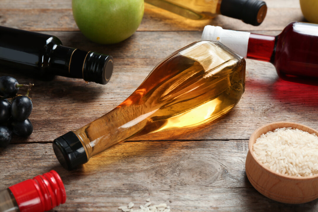 Vinegar Wonders: Unlock Natural Healing With 2 DIY Recipes for Blood Pressure and Digestive Relief