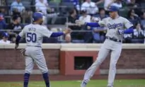 Dodgers Rally Late to Beat Mets, Snap Skid in Doubleheader Opener