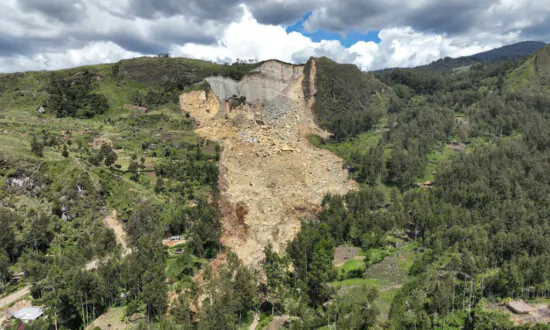 Casualties From PNG’s Landslide Remain Buried Under Rubble