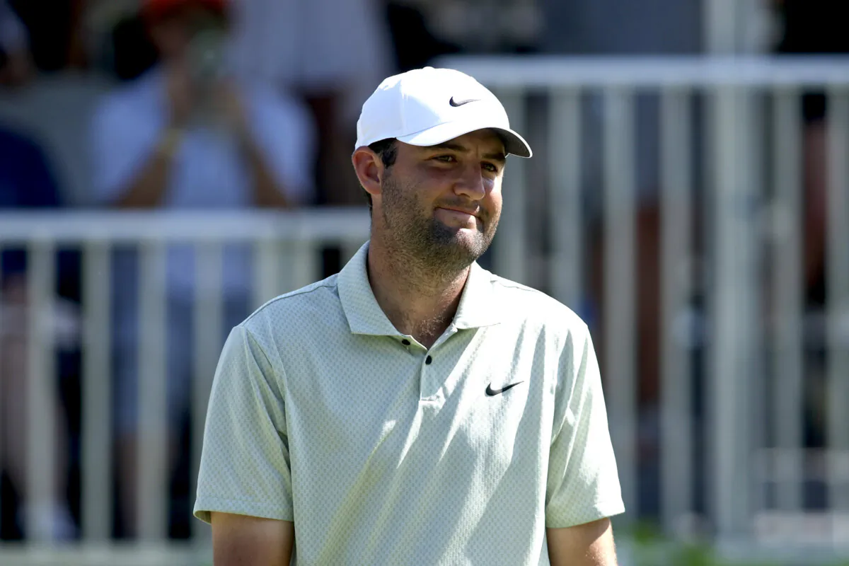 Scottie Scheffler of the United States reacts to a putt on the 17th green during the final round of the Charles Schwab Challenge at Colonial Country Club in Fort Worth, Texas, on May 26, 2024. (Tim Heitman/Getty Images)
