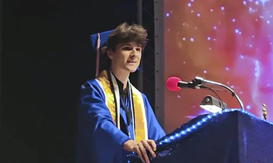 VIDEO: Texas Valedictorian Delivers Moving Speech Hours After Attending His Father’s Funeral