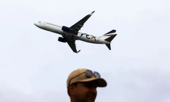 Keep Booking Flights on Rex, Travellers Urged