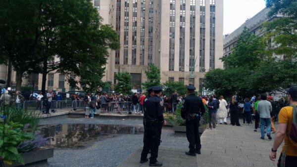 Epoch Times Photo