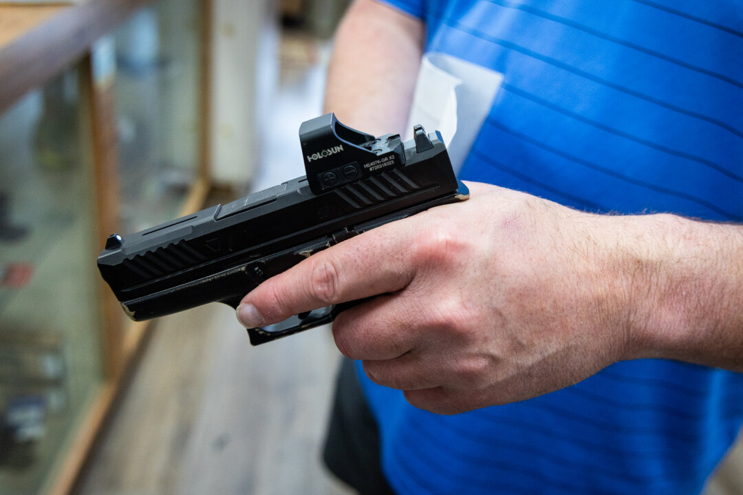 “Conservative Leaders Fight to Protect Second Amendment Rights with New Legislation”