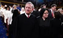 Chief Justice Roberts Declines to Meet With Senators About Alito’s Flags
