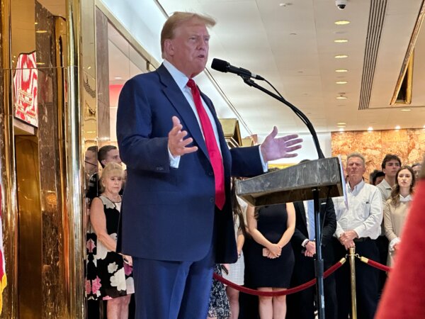 Epoch Times Photo