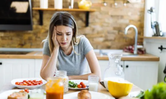 Coping with Parosmia—Perceived Rancid Smells