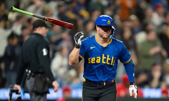 Mariners overcome Angels’ pinch-hit slam to win 5–4