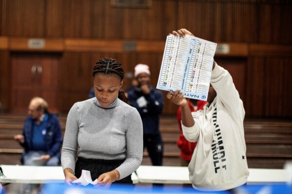 Epoch Times Photo